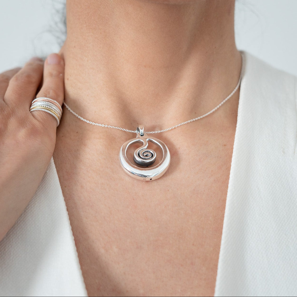 Strakke zilveren hanger