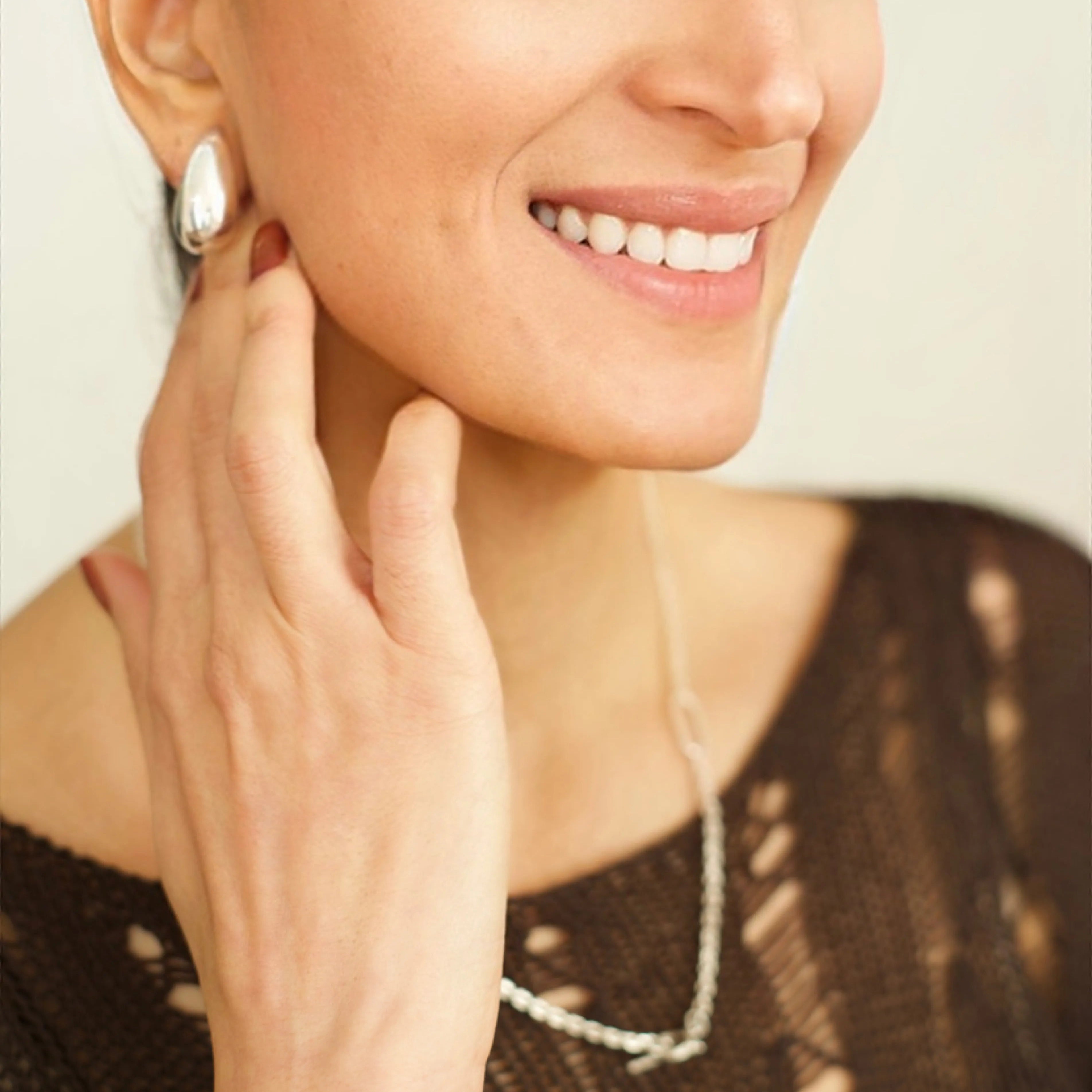 Zilveren druppelvormige oorbellen